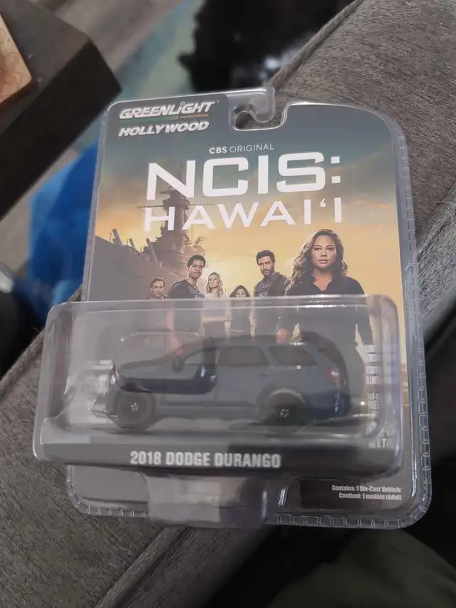 4 die cast cars for sale - Photo 3