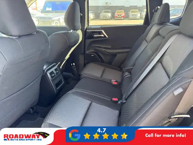 2025 Mitsubishi Outlander ES 7 PASSENGER | YAMAHA SOUND | HEA... - Photo 23