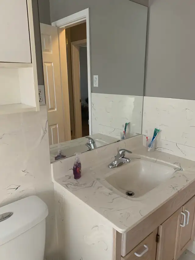 Furnished Room for rent on main floor,Oxford Street West - Photo 9