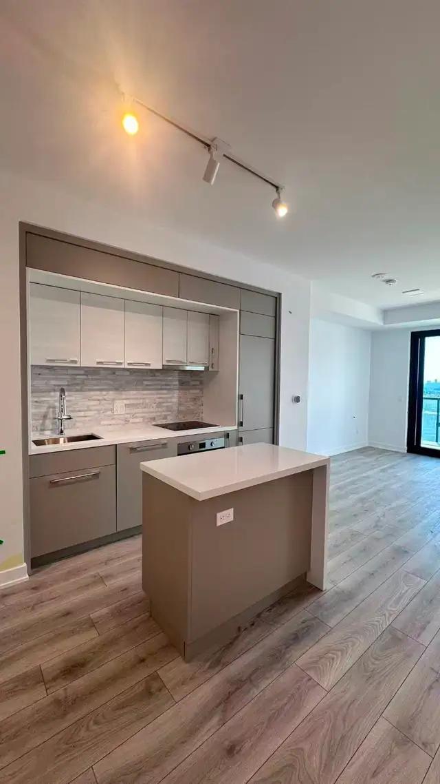 North York Deal | Over $300K Price Drop! Central Park Condo - Photo 7