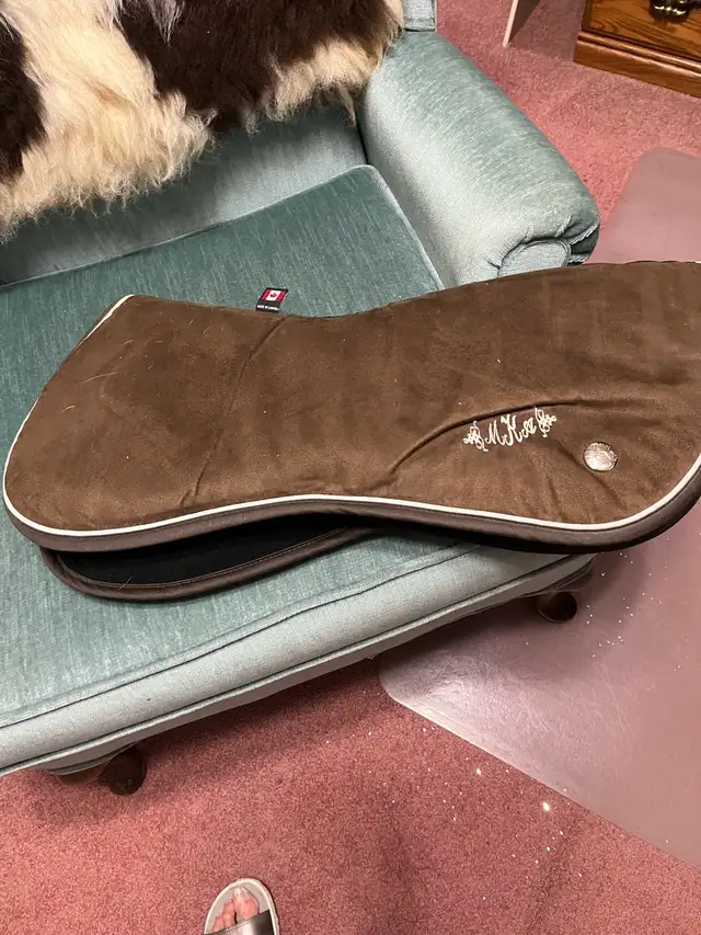 Ogilvy saddle pad