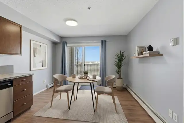 West Facing Condo in Sylvan Lake - Photo 2