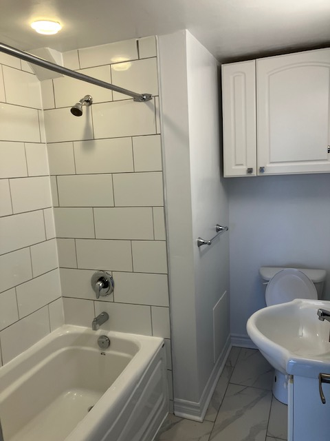 1 1/2 rénové et chauffé à Dorval près des services - Photo 2