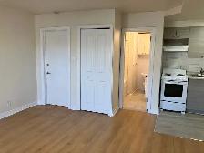 1 1/2 rénové et chauffé à Dorval près des services - Photo 9