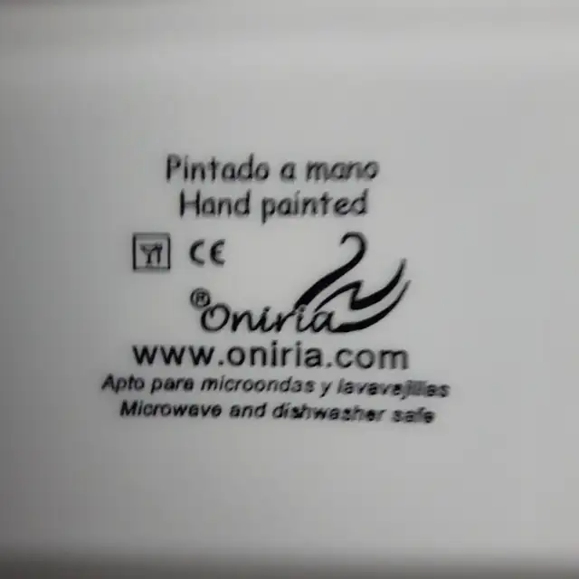 BELLE GRANDE ASSIETTE NEUVE CÉRAMIQUE PINTAGO 16'LONx7'LAR$10.00 - Photo 2