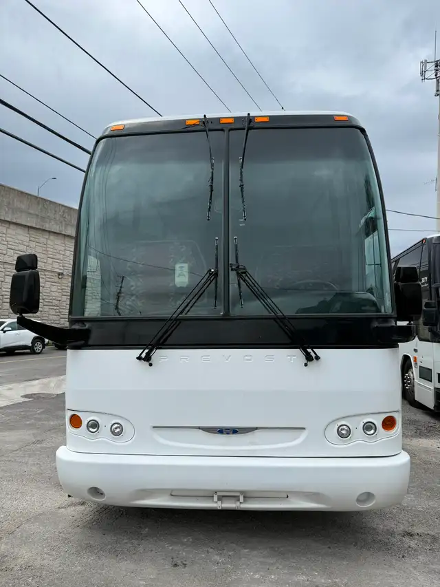 Prevost bus for sale. - Photo 3