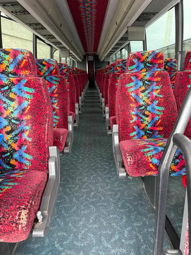 Prevost bus for sale. - Photo 5