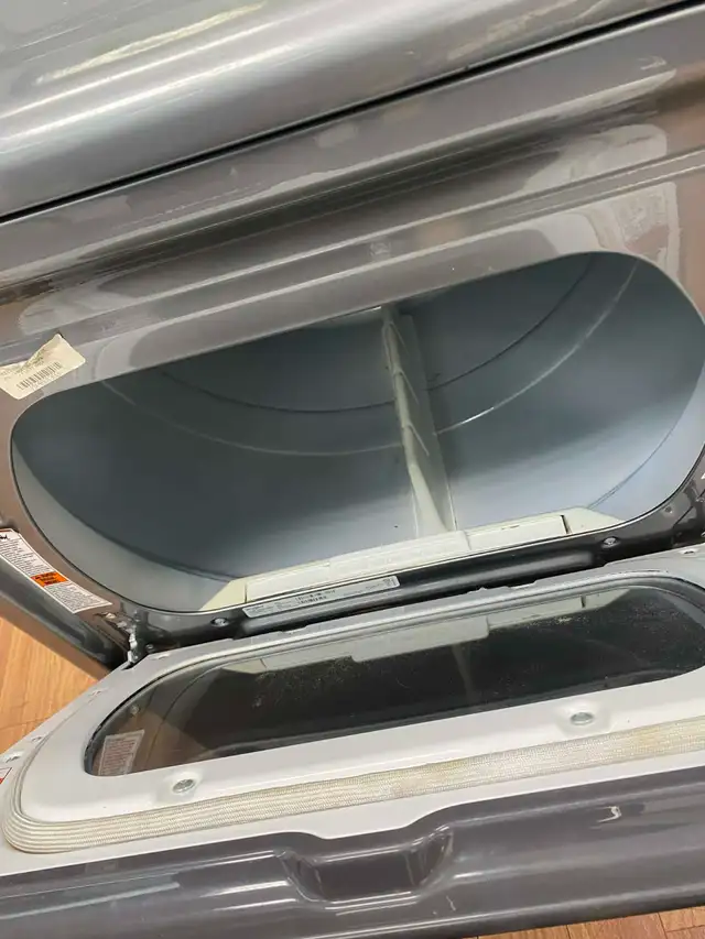 WHIRLPOOL Electric Dryer WED6120HC - Photo 3