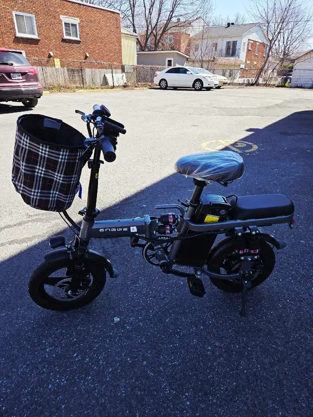 Vélo Électrique pliable ENGWE E3