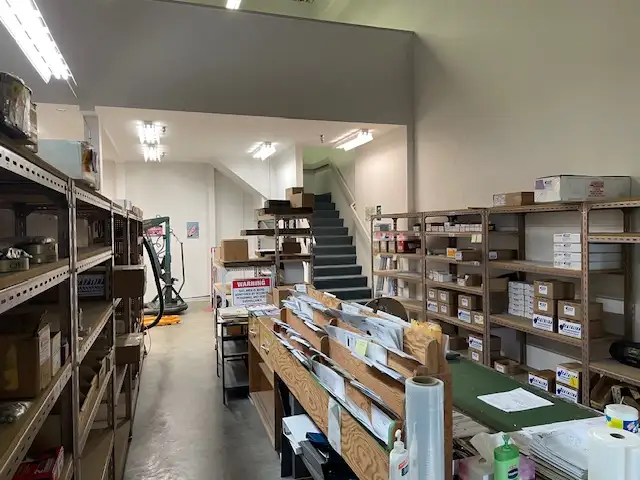 Warehouse for Sale on Graybar - Richmond - Photo 3