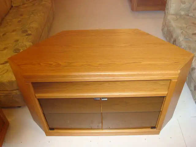 TV Cabinet - Photo 2