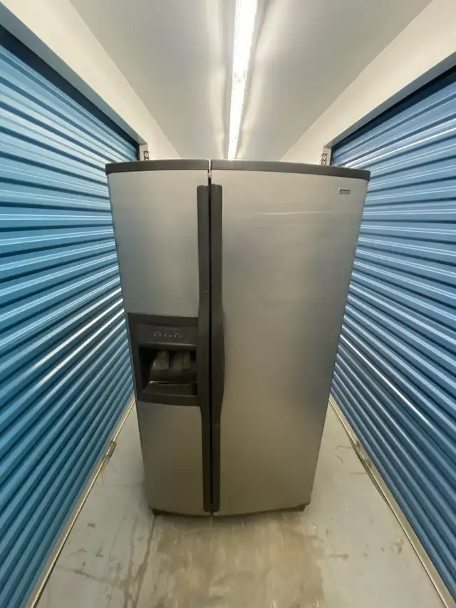 STAINLESS STEEL REFRIGERATOR - Photo 4