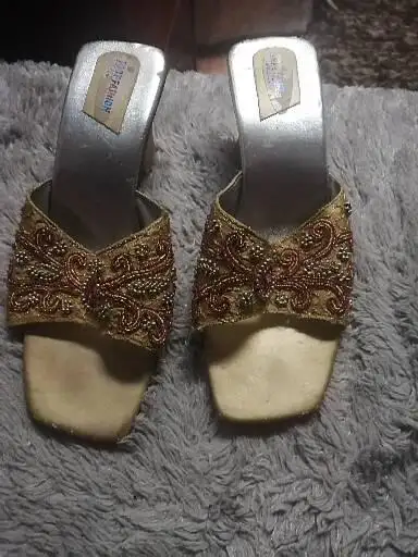 Women's shoes $5 each - Photo 2