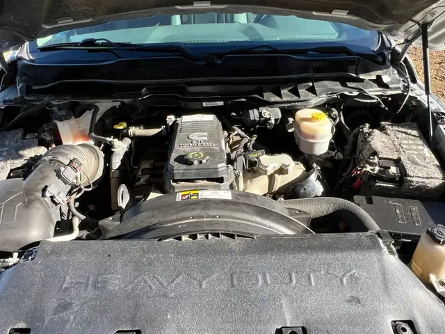 2018 RAM 3500 SLT 6.7L Long Box - Photo 10