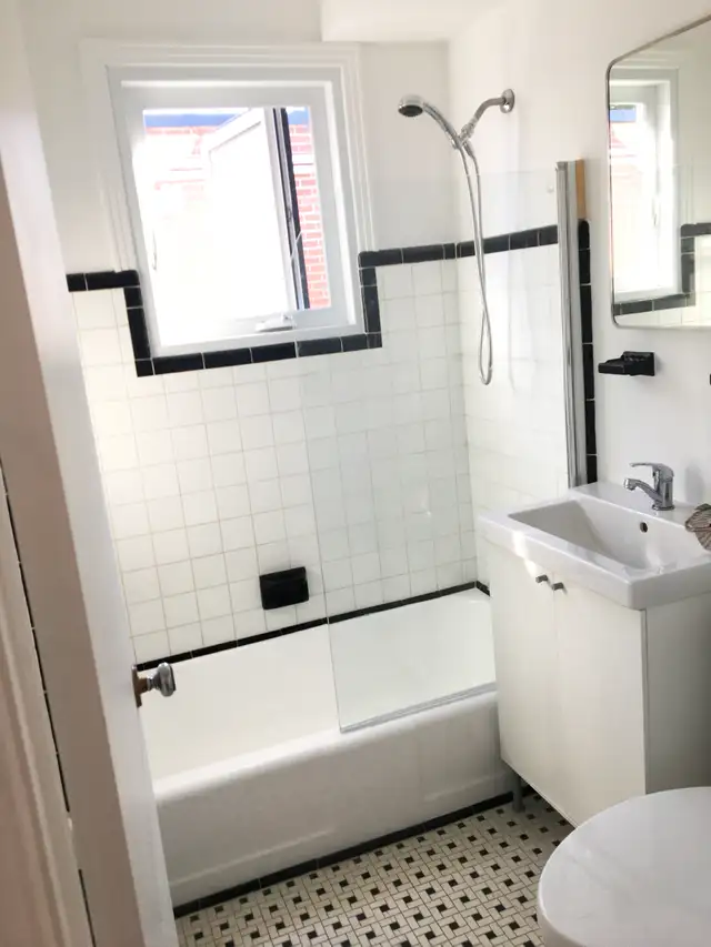 3½ ENTIÈREMENT RÉNOVÉ, ÉLECTROS INCLUS, 5 MIN. MÉTRO CRÉMAZIE 1e - Photo 3