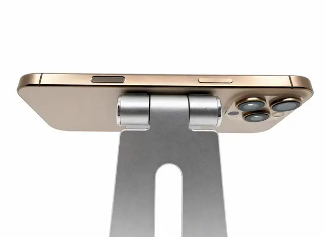 Apple iPhone 16 Pro Max, 256GB, Desert Titanium - $1079 - Photo 5