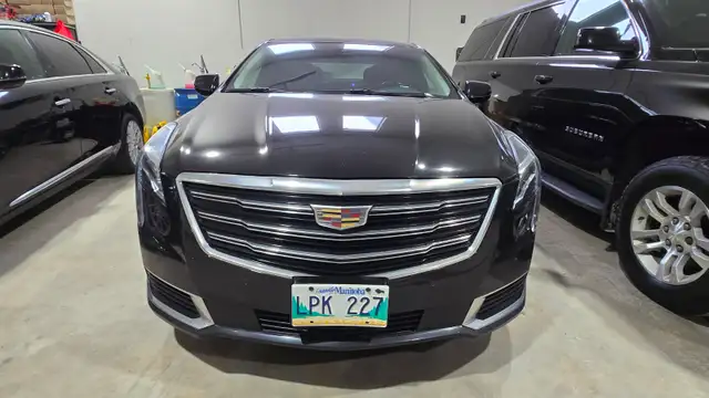 2019 Cadillac XTS - Photo 2