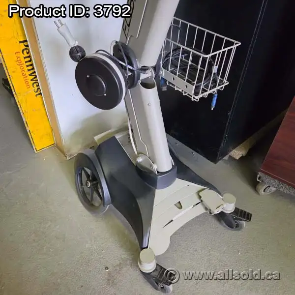 Fusion Stinger MC2 Portable Powered Computer Laptop Cart - Photo 6