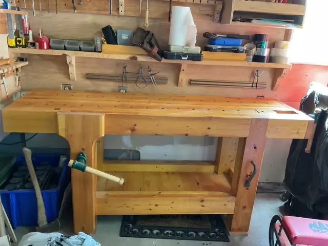 HEAVY DUTY 73" WOODWORKING BENCH
