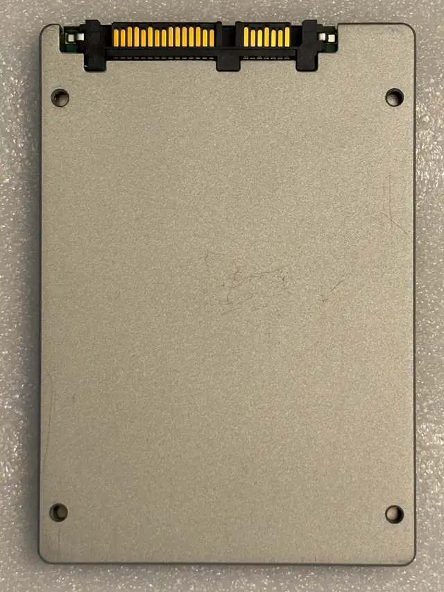 Seagate Nytro Enterprise 2TB (1920GB) SATA SSD Tested - Photo 2