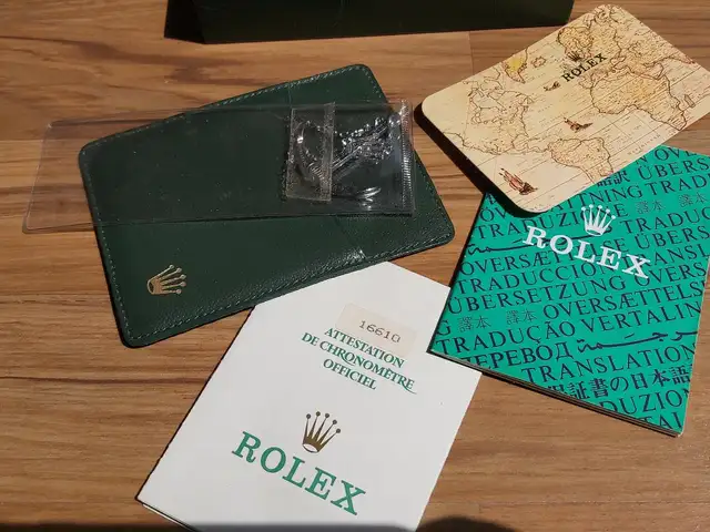 Rolex Submariner 40mm, s. steel, with certificat full kit... - Photo 5