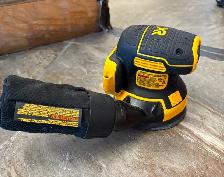 Dewalt Random Orbit Palm Sander (Model: DCW210 )