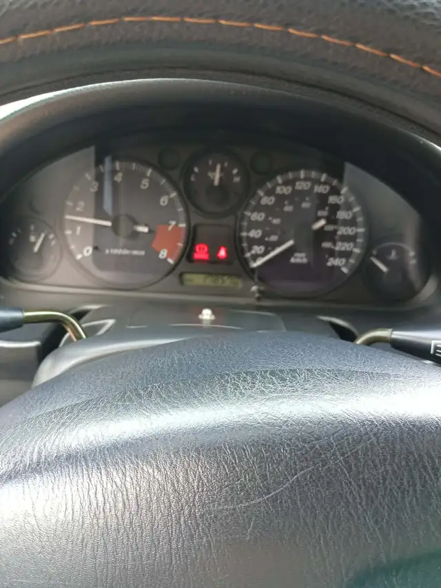 Mazda Miata 2000 convertible - Photo 2