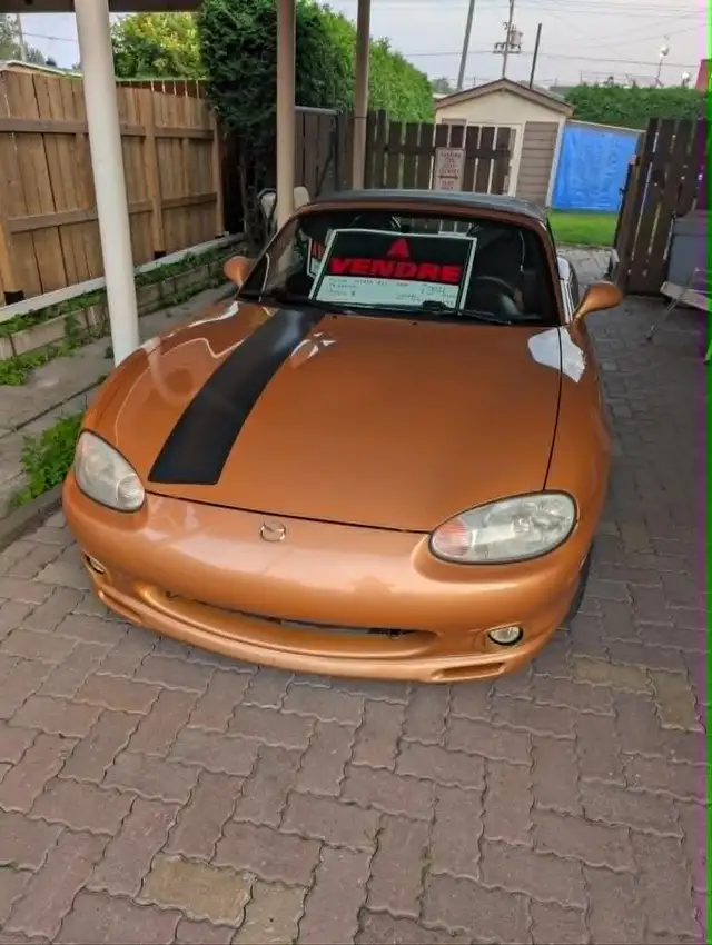 Mazda Miata 2000 convertible - Photo 7