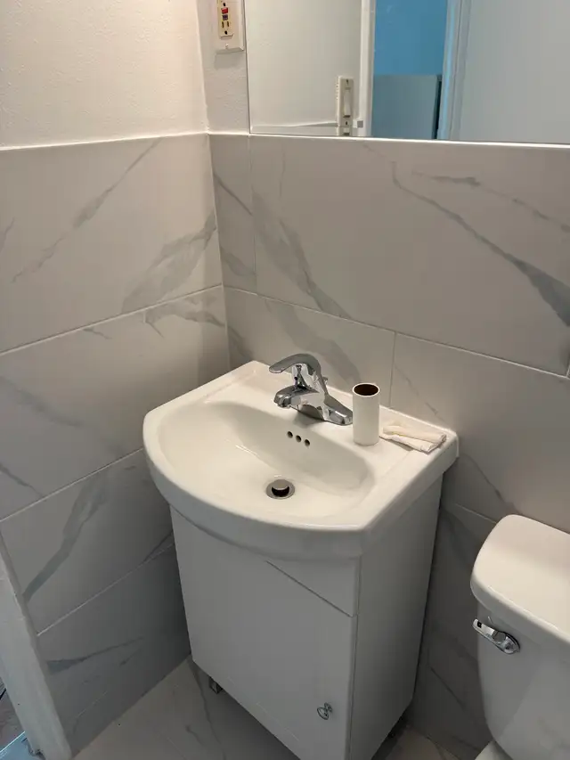 1 1/2  près du CEGEP Ahuntsic