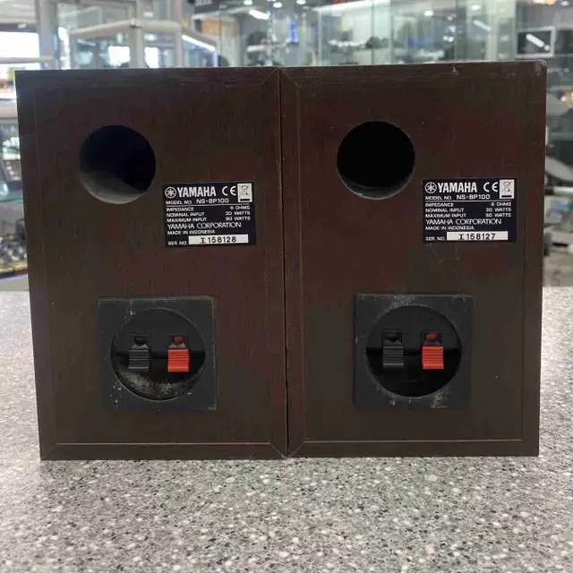 Yamaha NS-BP100 Bookshelf Speakers - Photo 2