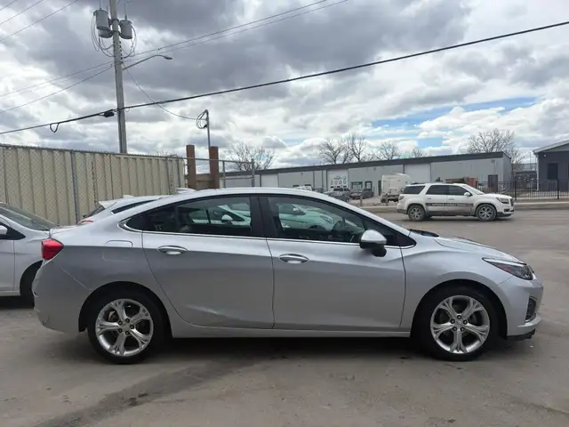 2019 CHEVROLET CRUZE PREMIER - ALLOYS - B/U CAM - LEATHER SEATS - Photo 6