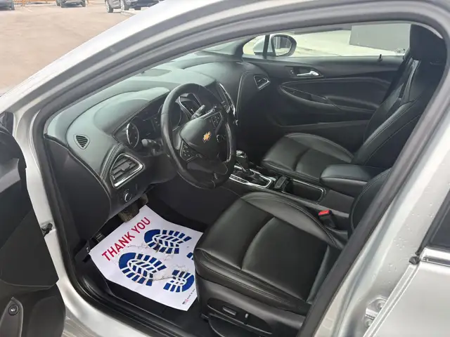 2019 CHEVROLET CRUZE PREMIER - ALLOYS - B/U CAM - LEATHER SEATS - Photo 10