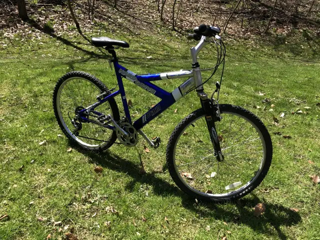3 bicycles in good condition