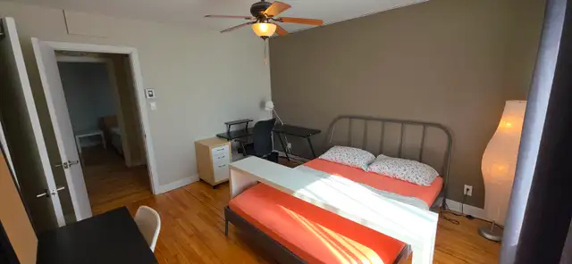 4 1/2 meublé   services INCLUS @ louer 1er mai / face métro - Photo 6