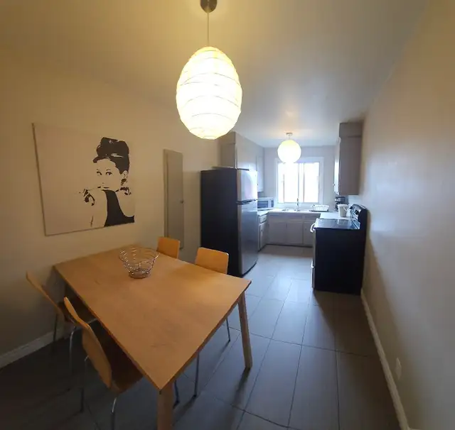 4 1/2 meublé   services INCLUS @ louer 1er mai / face métro - Photo 9