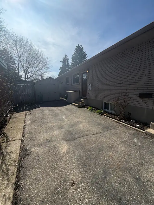 3 bedroom house available for rent (available from may 1st) - Photo 2