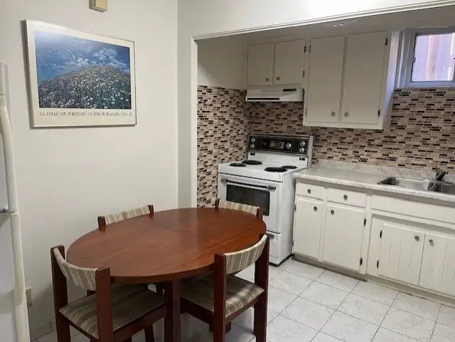 1 Bedroom Apartment - Photo 3