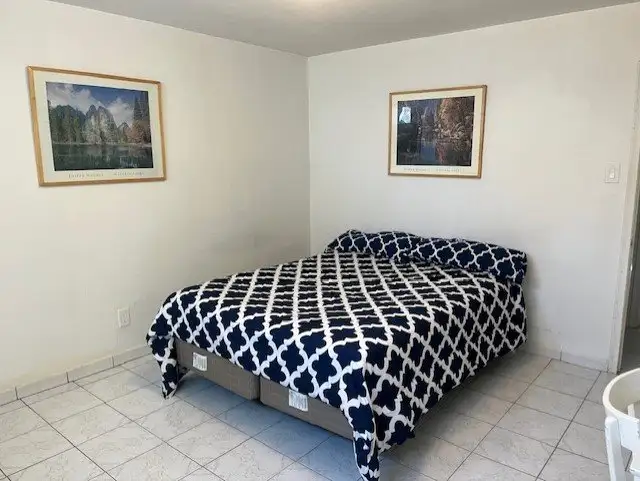 1 Bedroom Apartment - Photo 4