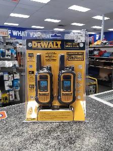 DEWALT DXFRS300 HEAVY-DUTY WALKIE-TALKIE @Cashopolis!!