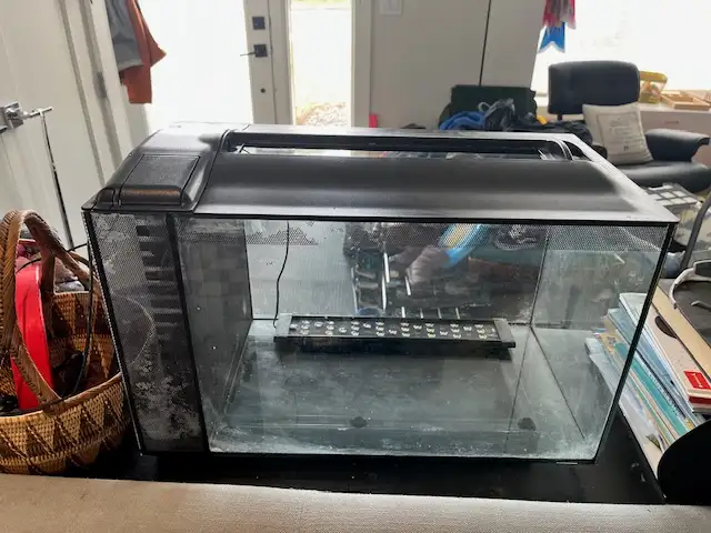 Aquariums and Supplies - Fluval Evo, Fluval Flora, and More-a!