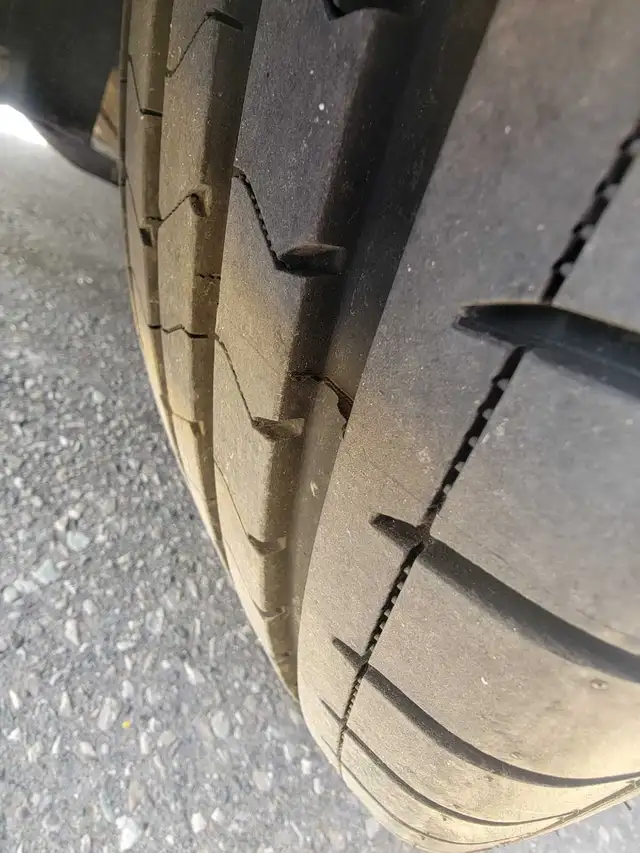 BMW 5 Series, Manual Transmission 3.0 - Photo 7