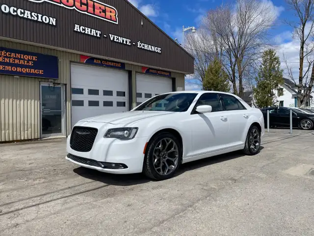 CHRYSLER 300 S 2016 RWD AUTOMATIQUE - Photo 2