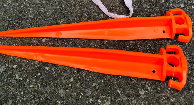 Brand New Landscaping Stakes (x20) - Photo 3