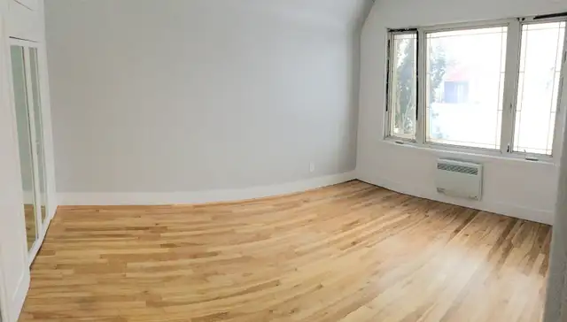 MÉTRO HONORÉ BEAUGRAND. GRAND 5 ET DEMI. PREMIER ÉTAGE.COUR - Photo 6