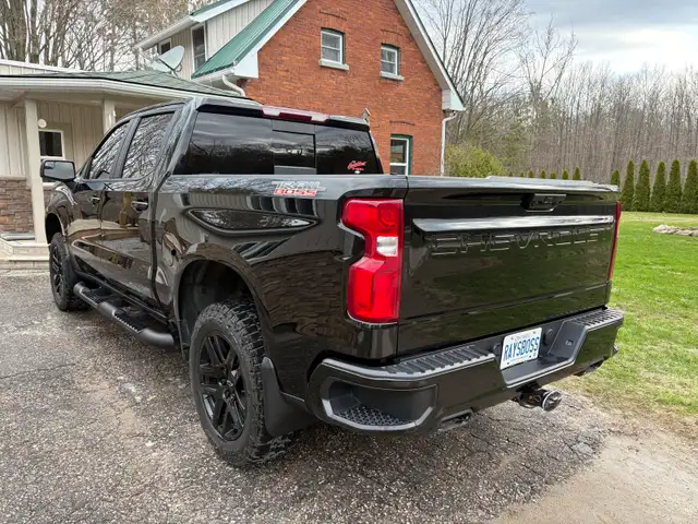 2024 Silverado - Photo 6