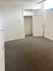 Large 2 Bedroom Bsmt – $2000 Utils & Parking – Dufferin/Eg - Photo 4