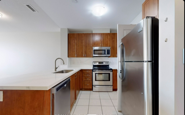 One Bedroom Plus Den Condo for Rent in Markham - Photo 3