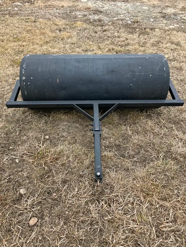 TOW BEHIND LAWN ROLLER