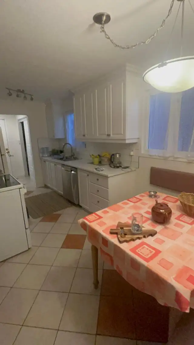 Private room for rent - Photo 5