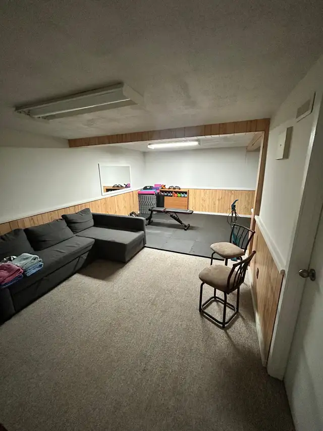 Private room for rent - Photo 9